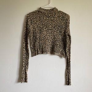Crop leopard print ribbed turtle neck